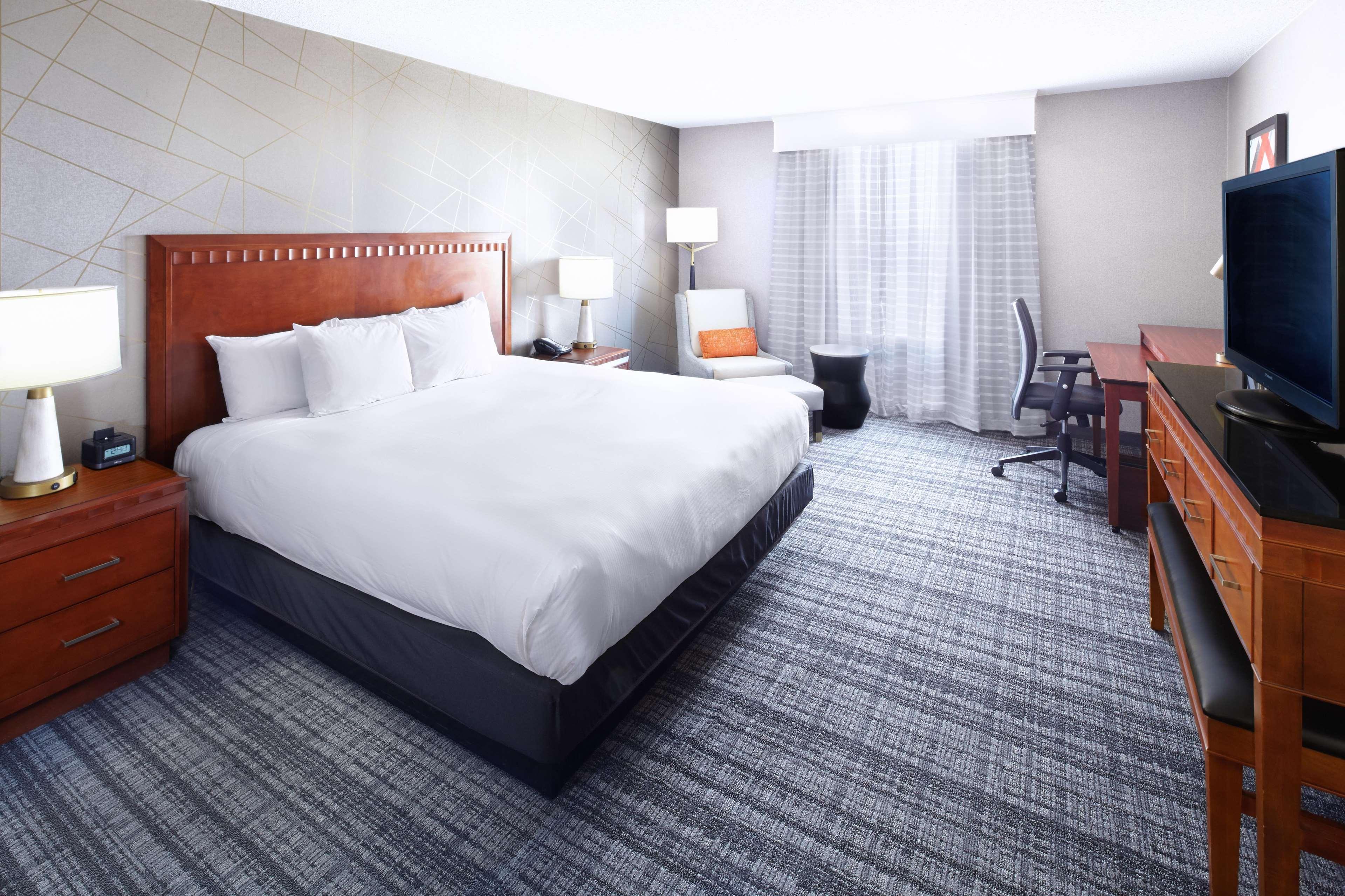 Doubletree By Hilton Dallas Near The Galleria Exteriör bild